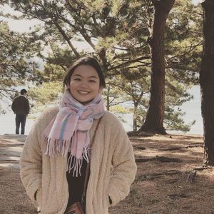 Meet your Posher, Anna